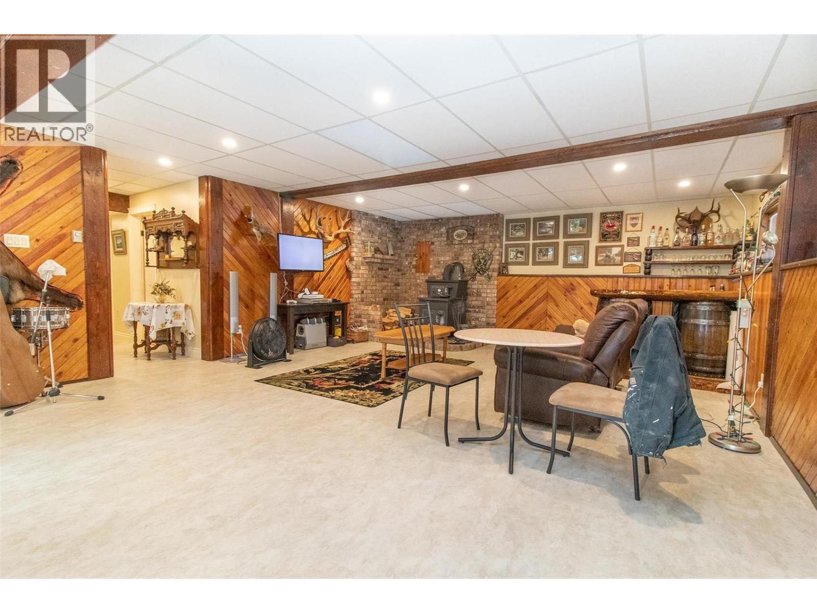 1542 Belgo Road. Kelowna, British Columbia