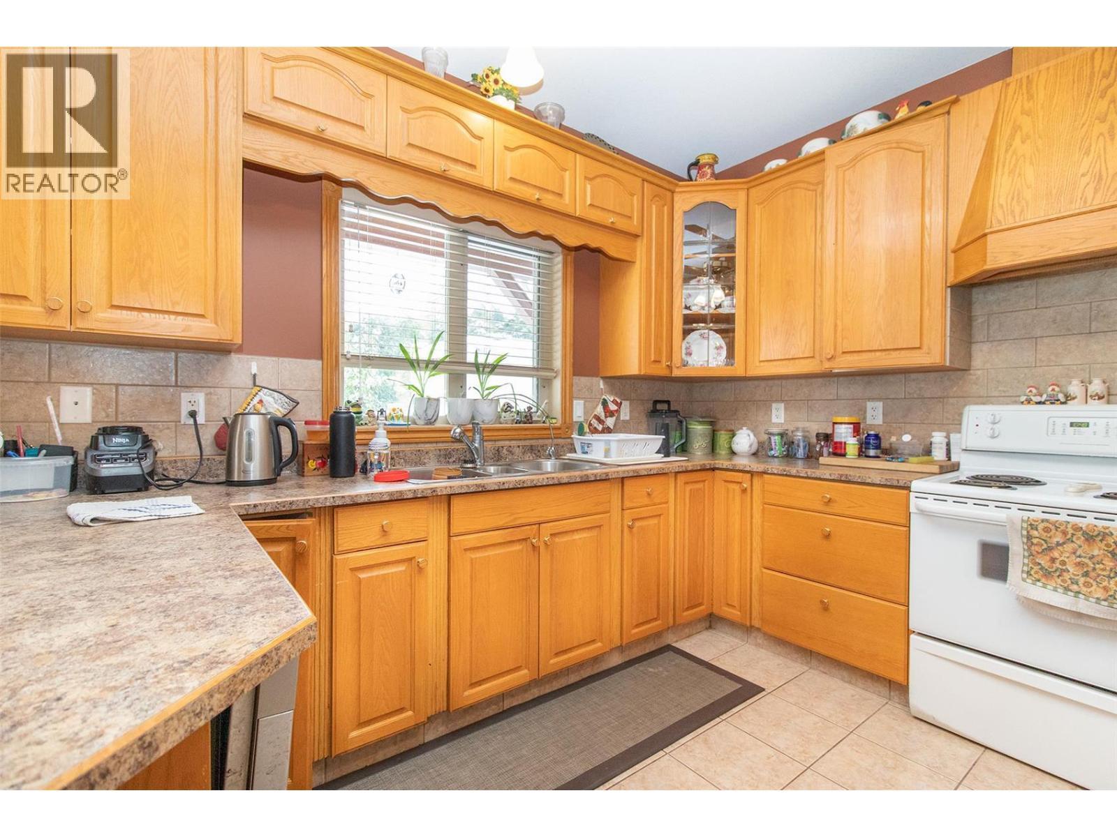 1542 Belgo Road. Kelowna, British Columbia