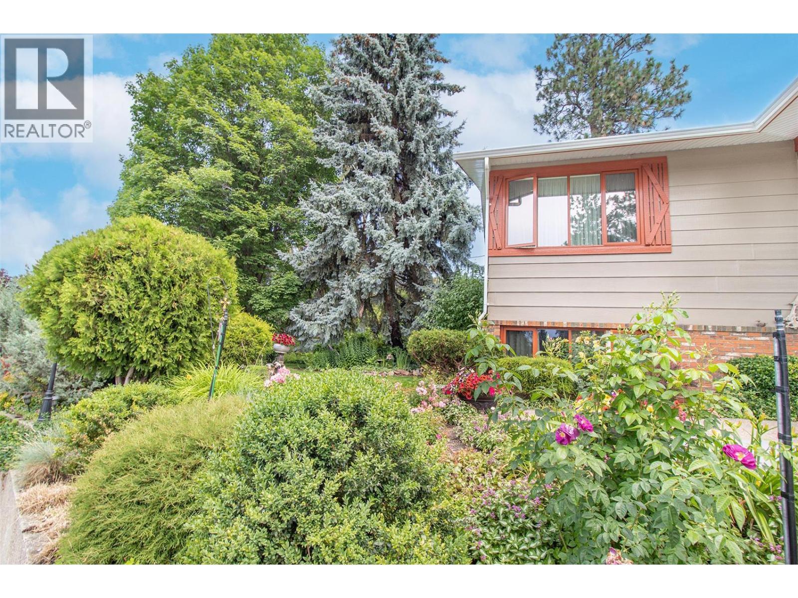 1542 Belgo Road. Kelowna, British Columbia