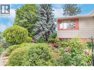 1542 Belgo Road. Kelowna, British Columbia