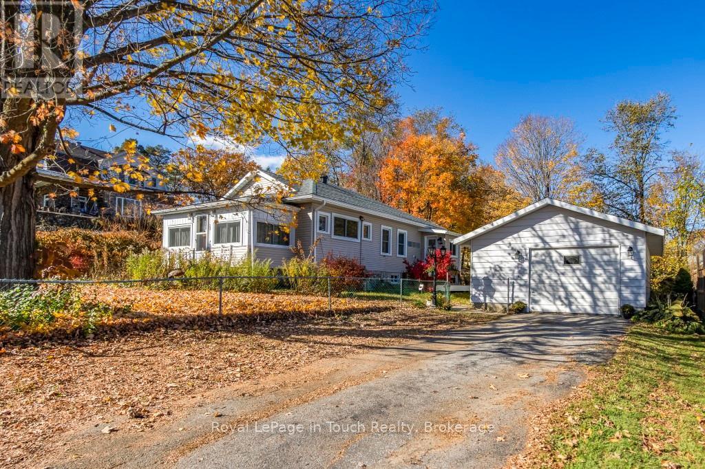 450 Assiniboia Street, Tay (port Mcnicoll)