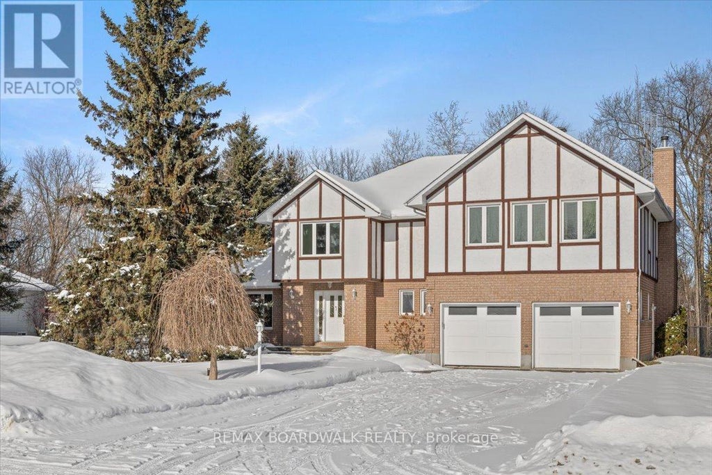 7089 Bush Drive, Ottawa
