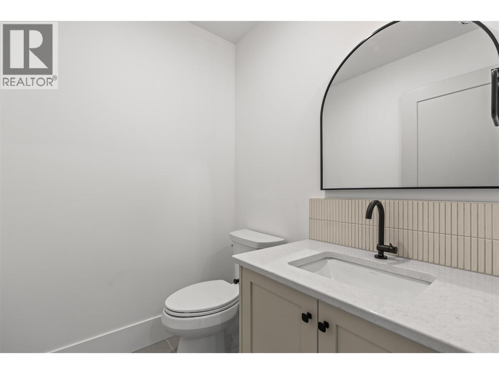 7077 Manning Place. Vernon, British Columbia