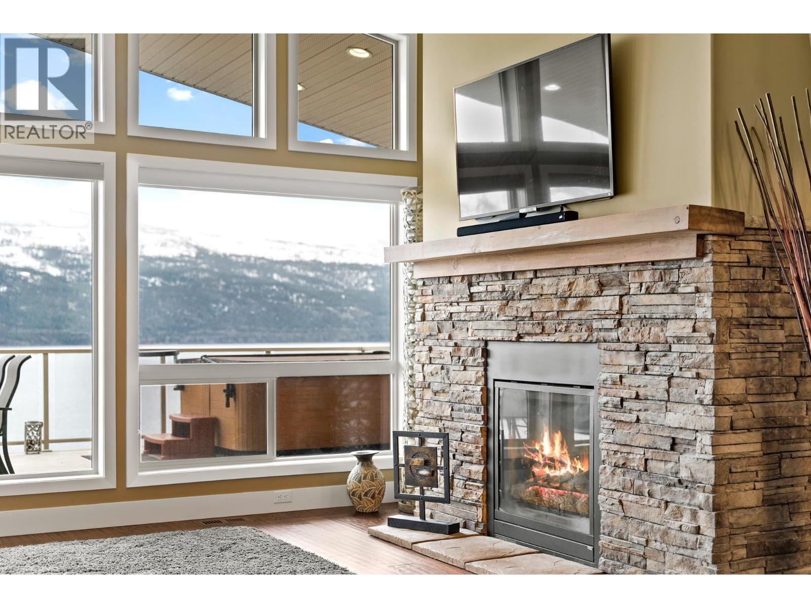 13938 Moberly Road. Lake Country, British Columbia