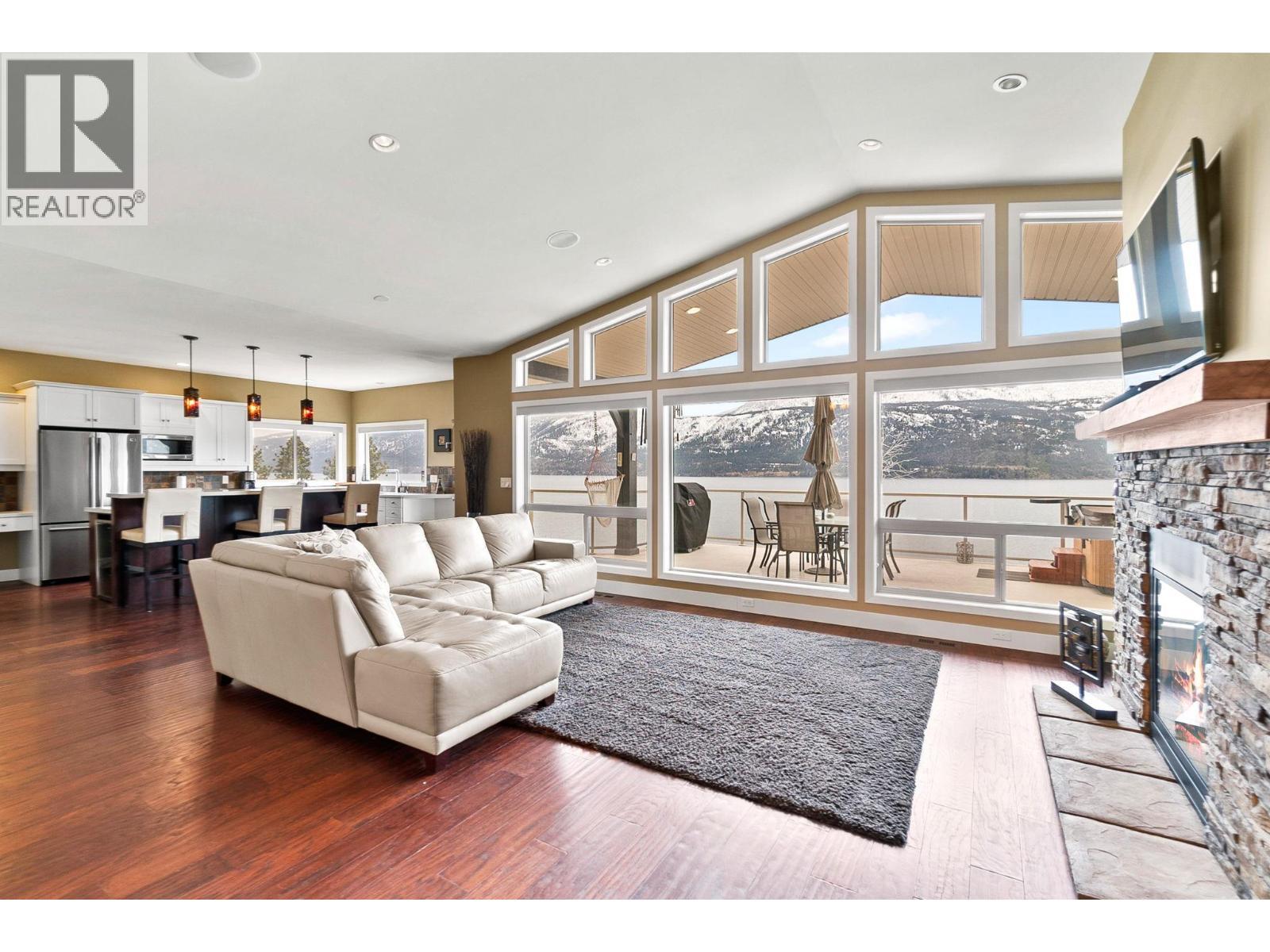 13938 Moberly Road. Lake Country, British Columbia