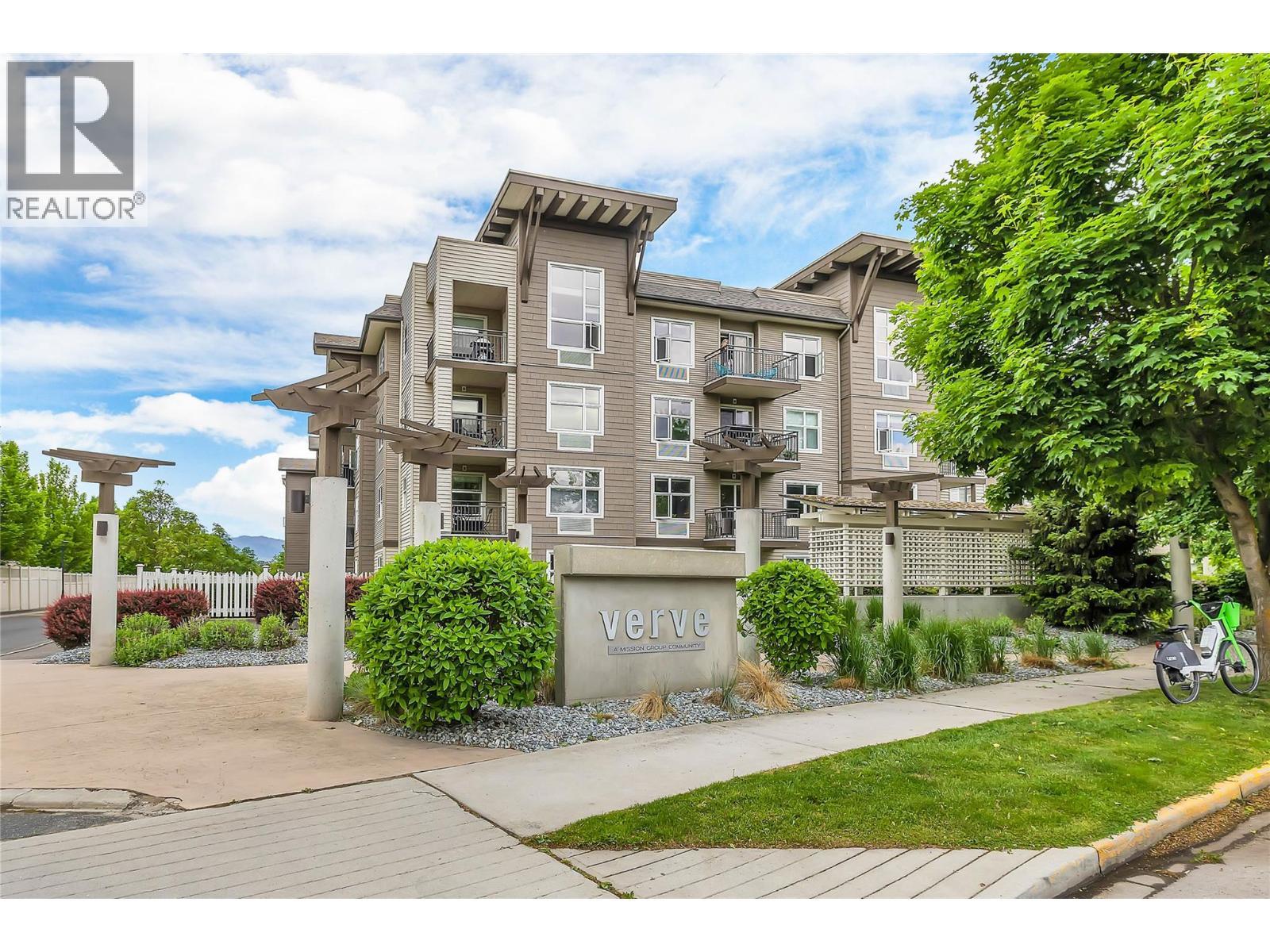 567 Yates Road Unit# 305. Kelowna, British Columbia