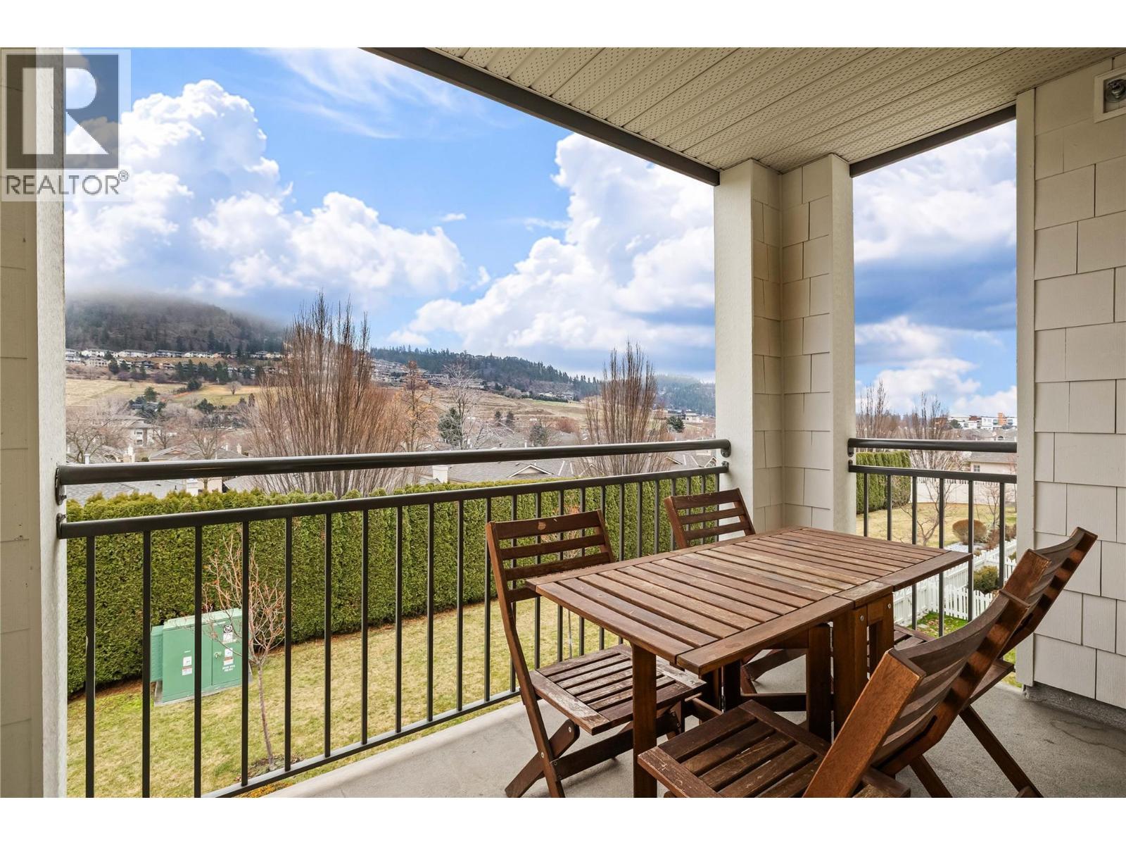567 Yates Road Unit# 305. Kelowna, British Columbia
