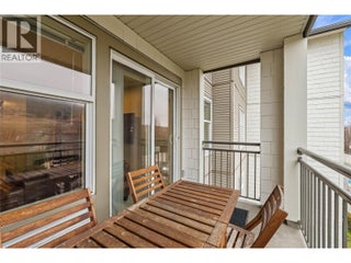 567 Yates Road Unit# 305. Kelowna, British Columbia