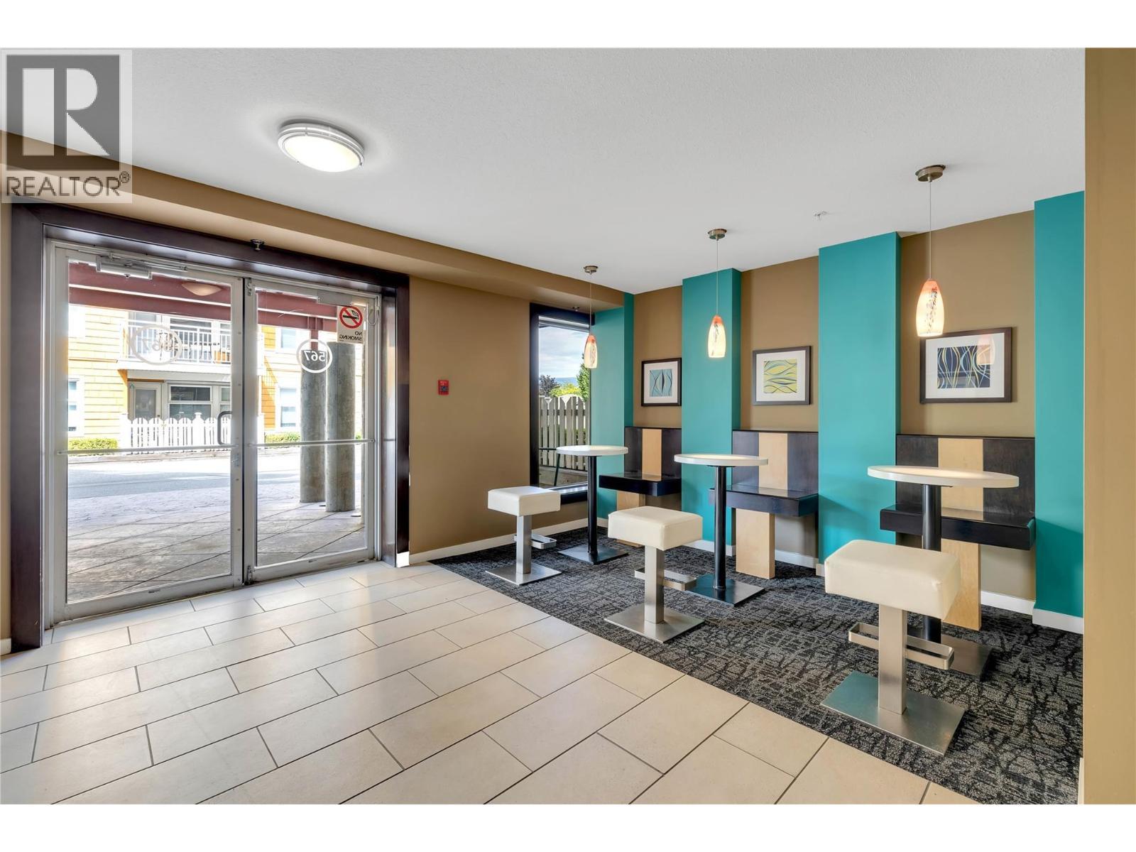 567 Yates Road Unit# 305. Kelowna, British Columbia