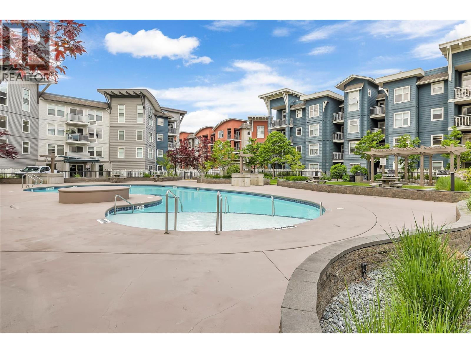 567 Yates Road Unit# 305. Kelowna, British Columbia