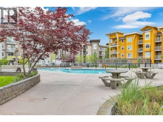567 Yates Road Unit# 305. Kelowna, British Columbia