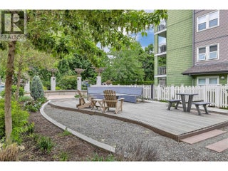 567 Yates Road Unit# 305. Kelowna, British Columbia