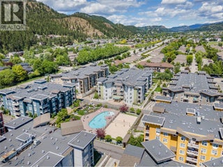 567 Yates Road Unit# 305. Kelowna, British Columbia