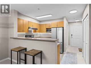 567 Yates Road Unit# 305. Kelowna, British Columbia