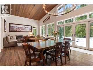 2083 Mountain Gate Road. Revelstoke, British Columbia