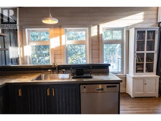 2083 Mountain Gate Road. Revelstoke, British Columbia