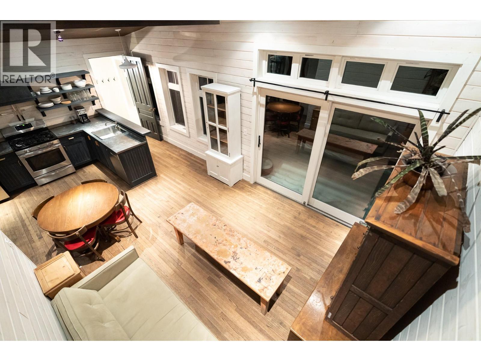 2083 Mountain Gate Road. Revelstoke, British Columbia