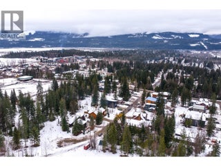 2083 Mountain Gate Road. Revelstoke, British Columbia