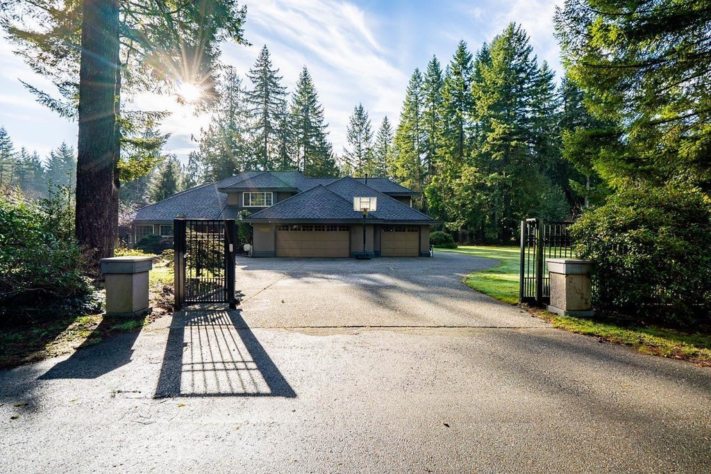 21022 42 Avenue, Langley