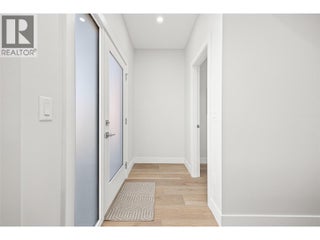 943 Fuller Avenue Unit# 2. Kelowna, British Columbia