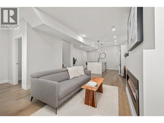 943 Fuller Avenue Unit# 2. Kelowna, British Columbia