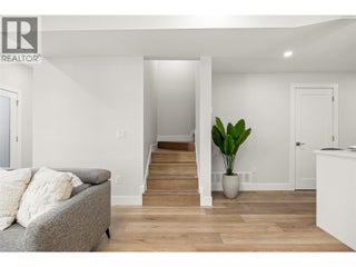 943 Fuller Avenue Unit# 2. Kelowna, British Columbia