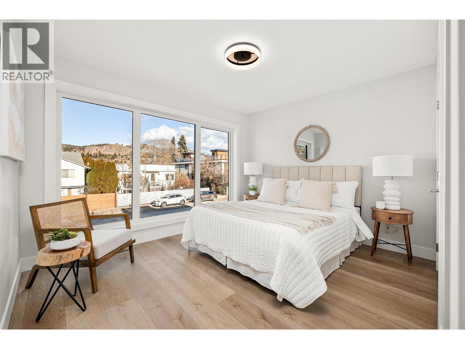 943 Fuller Avenue Unit# 2. Kelowna, British Columbia