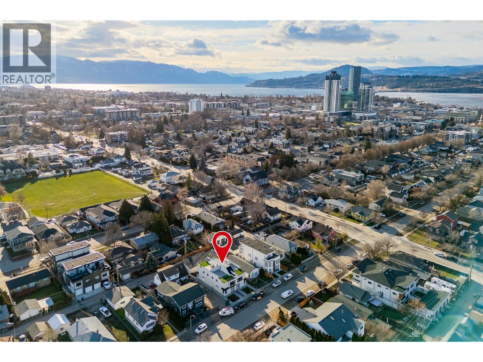 943 Fuller Avenue Unit# 2. Kelowna, British Columbia