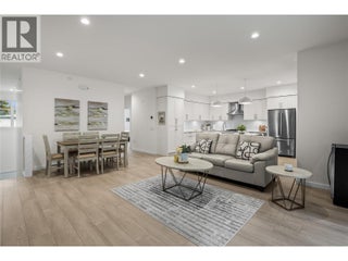 1979 Country Club Drive Unit# 20. Kelowna, British Columbia