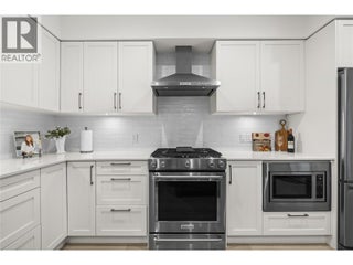 1979 Country Club Drive Unit# 20. Kelowna, British Columbia