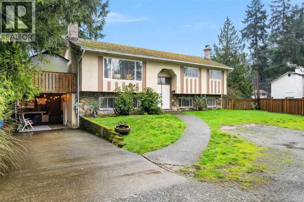 519 Pearkes Road, Colwood