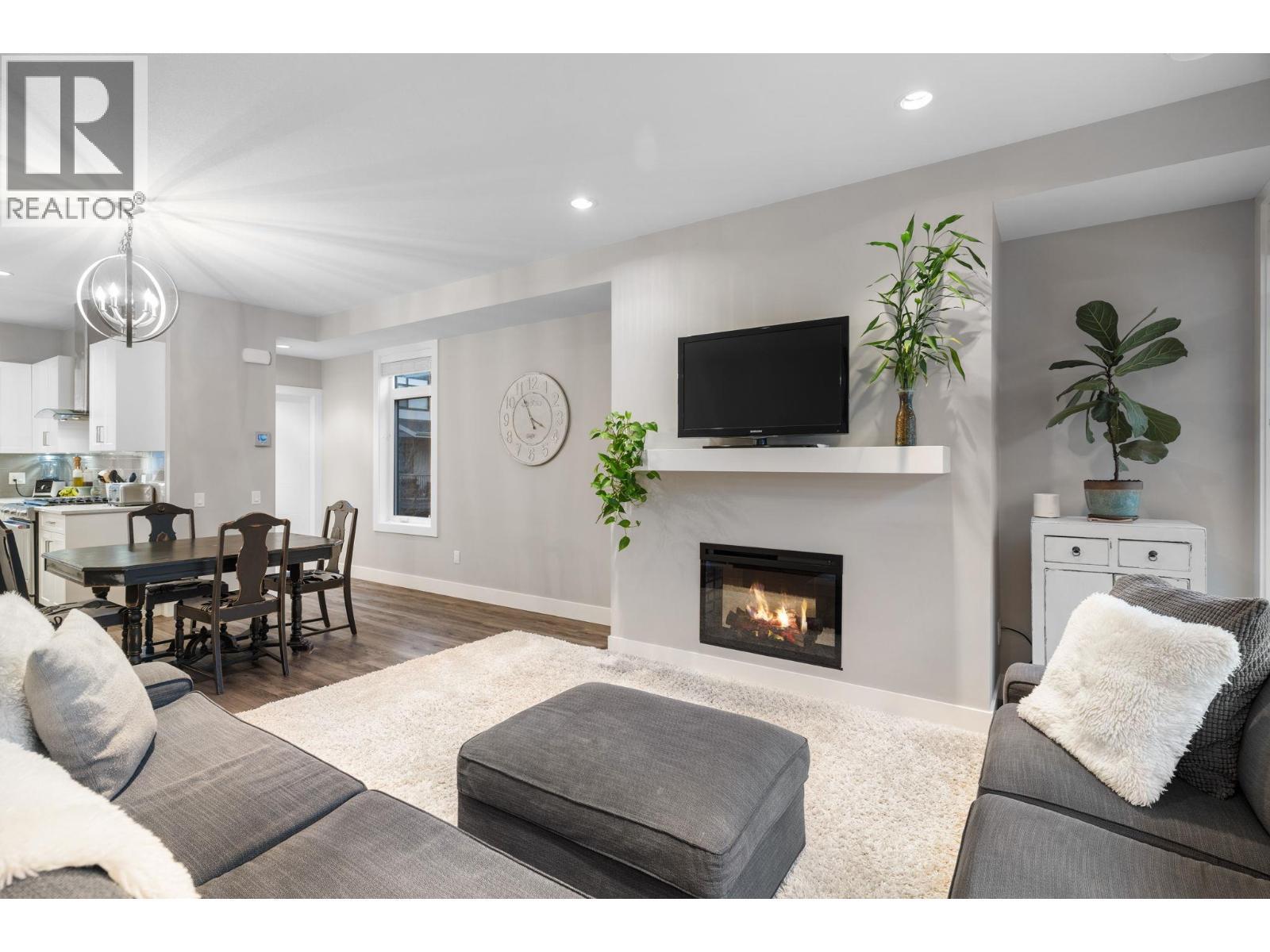 1102 Cameron Avenue Unit# 136. Kelowna, British Columbia