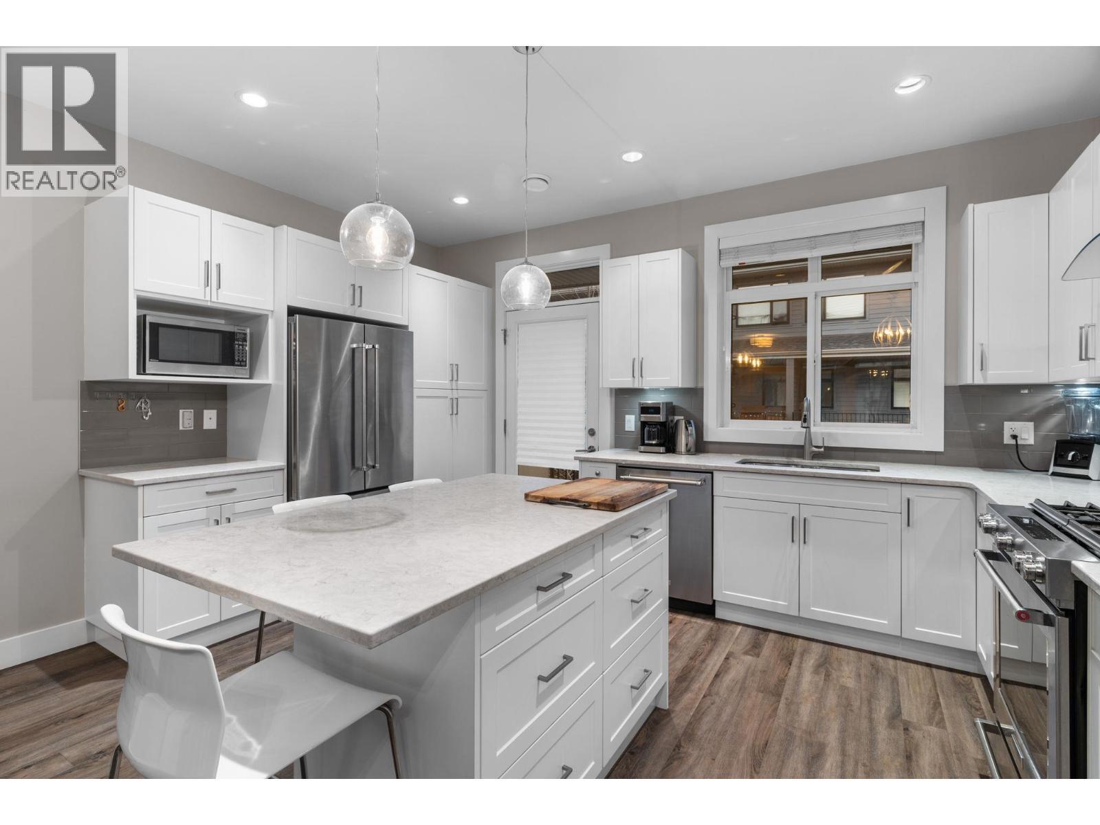 1102 Cameron Avenue Unit# 136. Kelowna, British Columbia