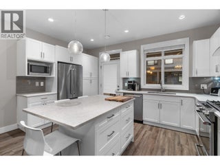 1102 Cameron Avenue Unit# 136. Kelowna, British Columbia