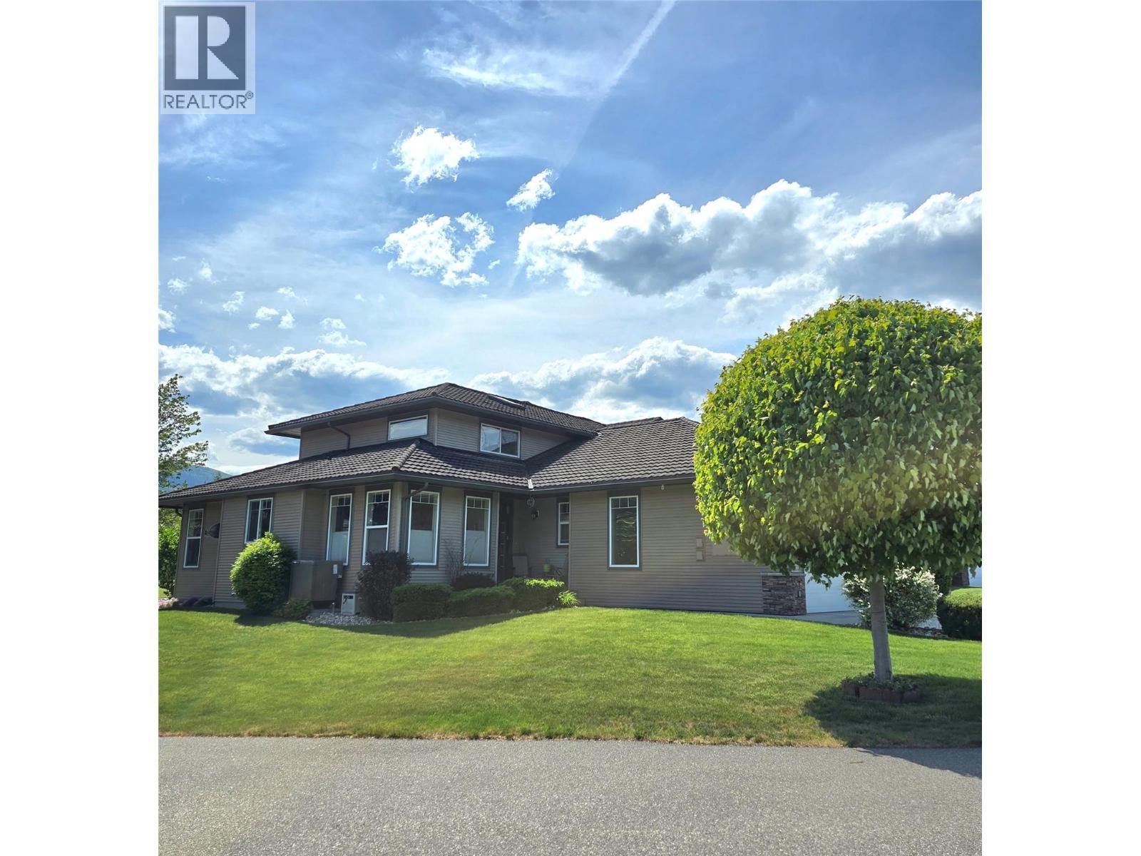 2693 Golf Course Drive Unit# 1 Lot# 2. Blind Bay, British Columbia