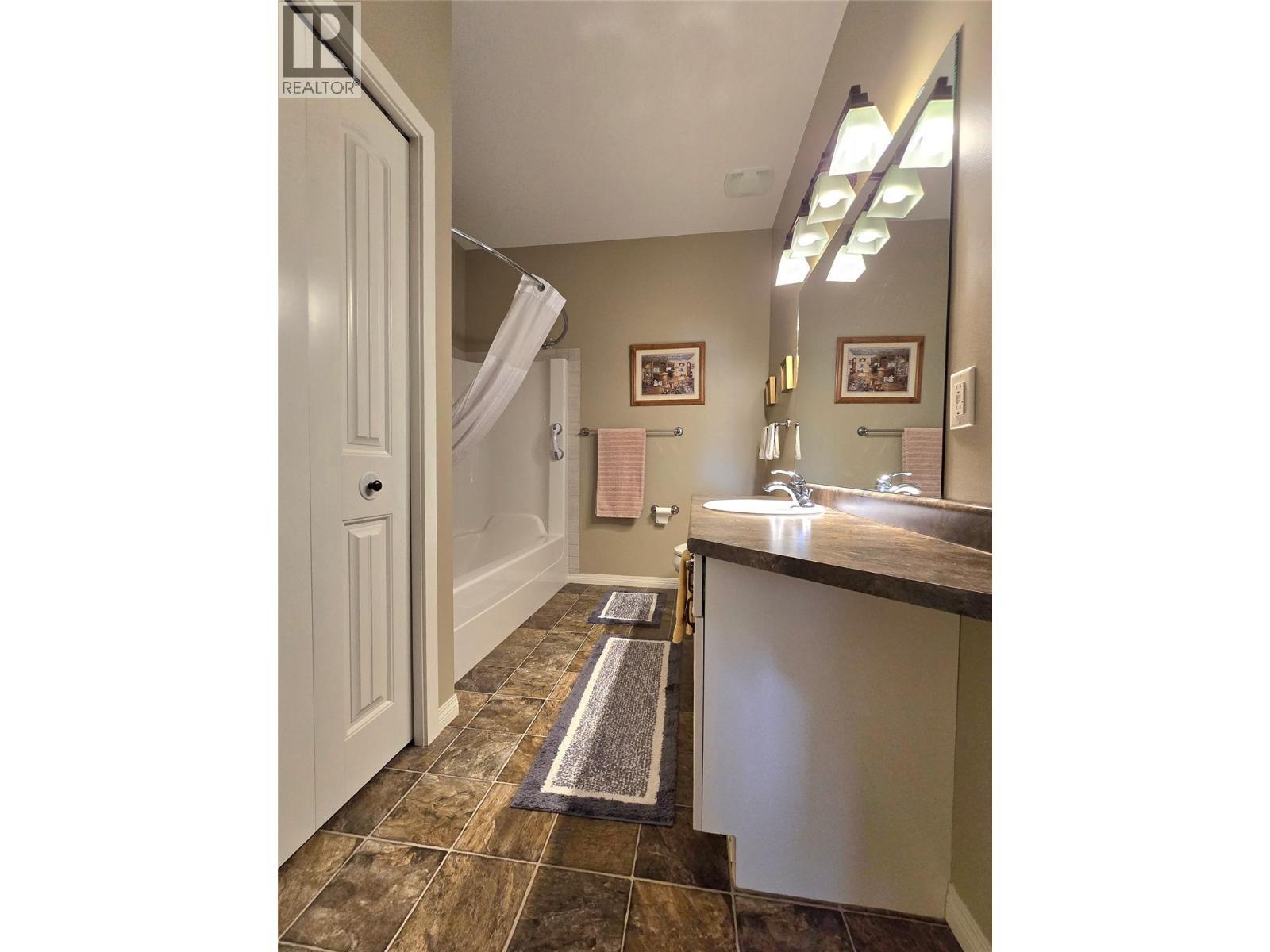 2693 Golf Course Drive Unit# 1 Lot# 2. Blind Bay, British Columbia