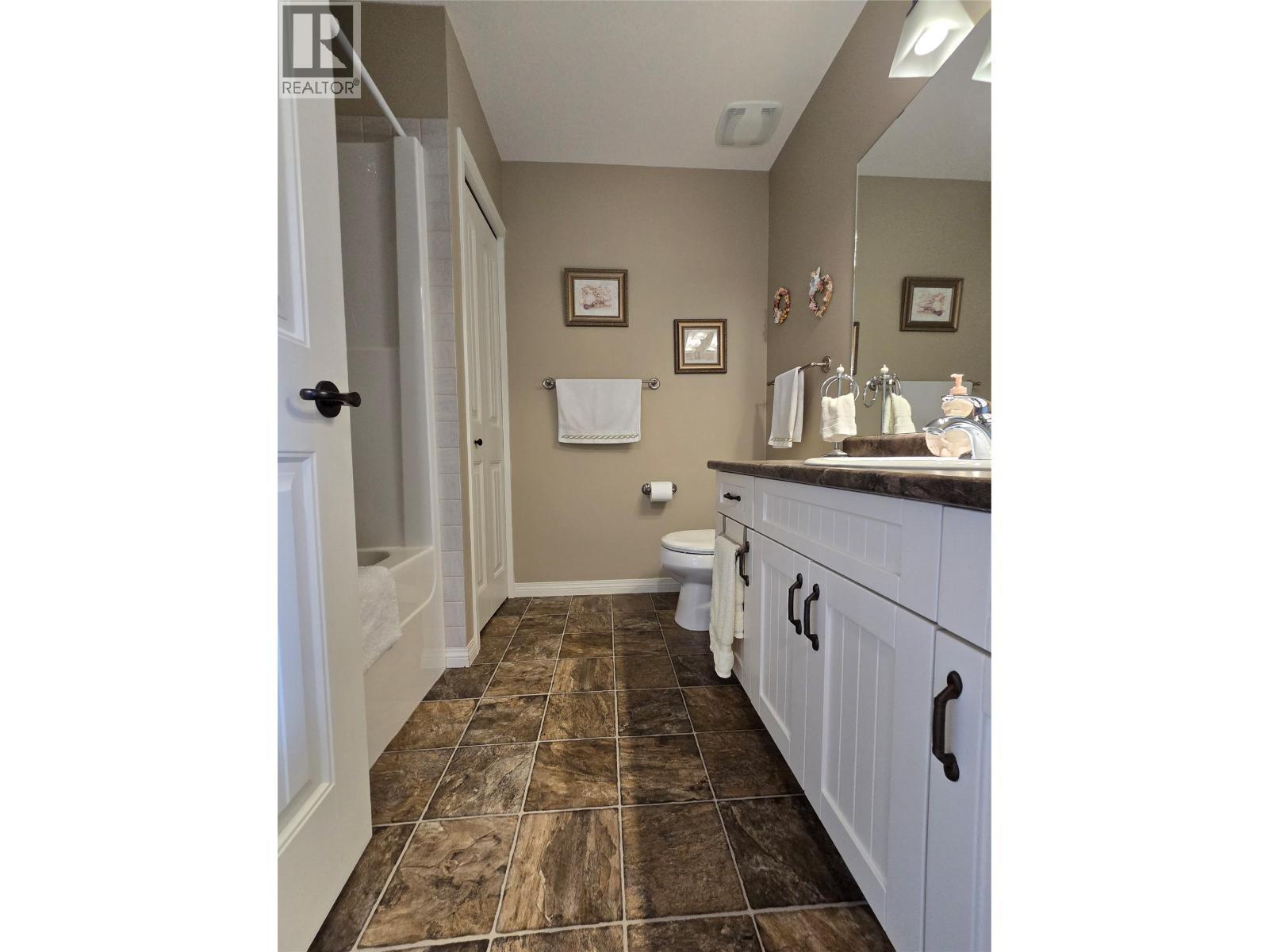 2693 Golf Course Drive Unit# 1 Lot# 2. Blind Bay, British Columbia