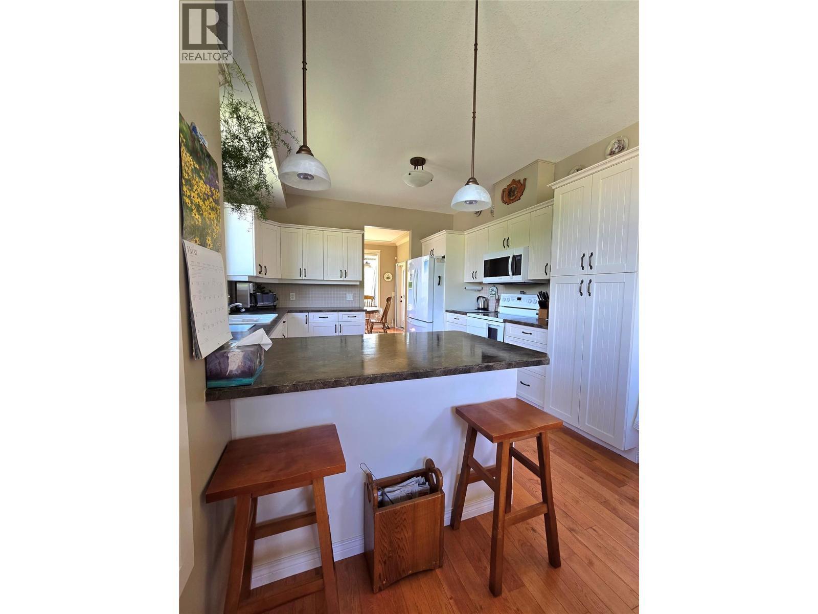 2693 Golf Course Drive Unit# 1 Lot# 2. Blind Bay, British Columbia