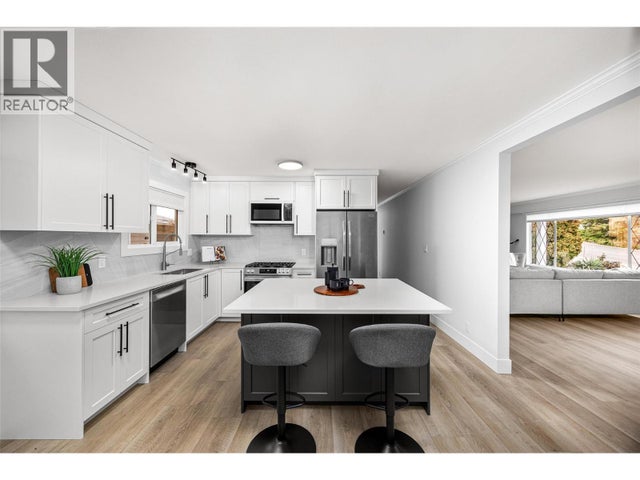 2757 Paula Road, West Kelowna