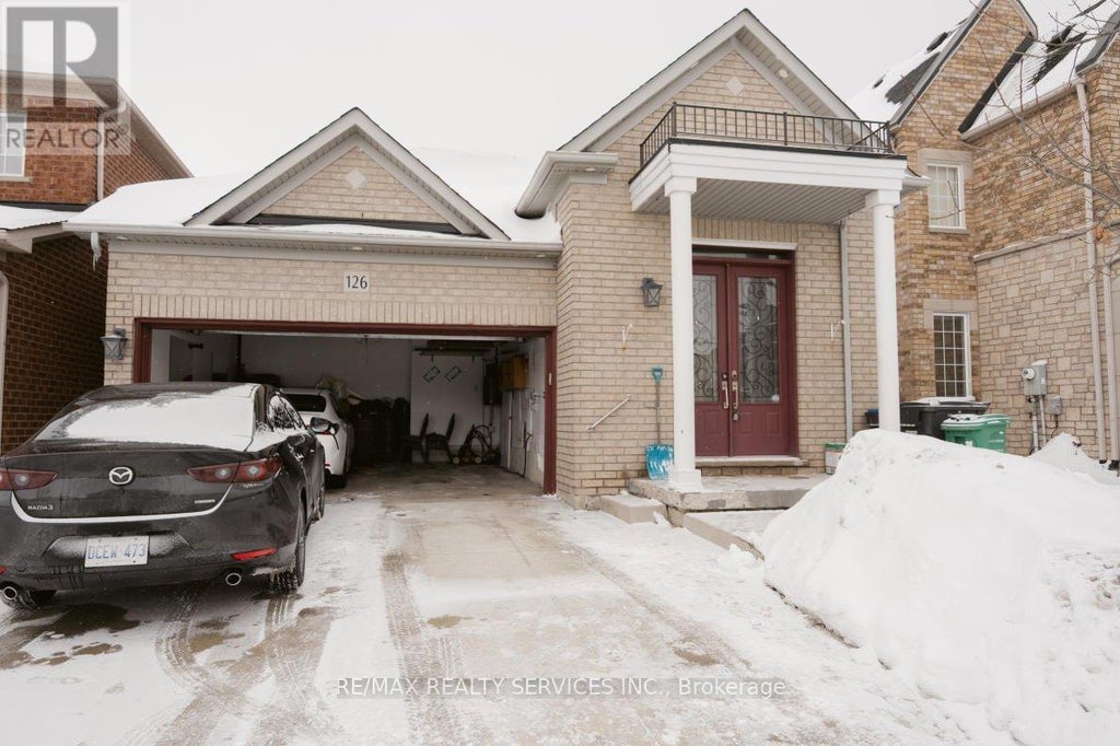126 Edenbrook Hill Drive, Brampton (fletcher's Meadow)