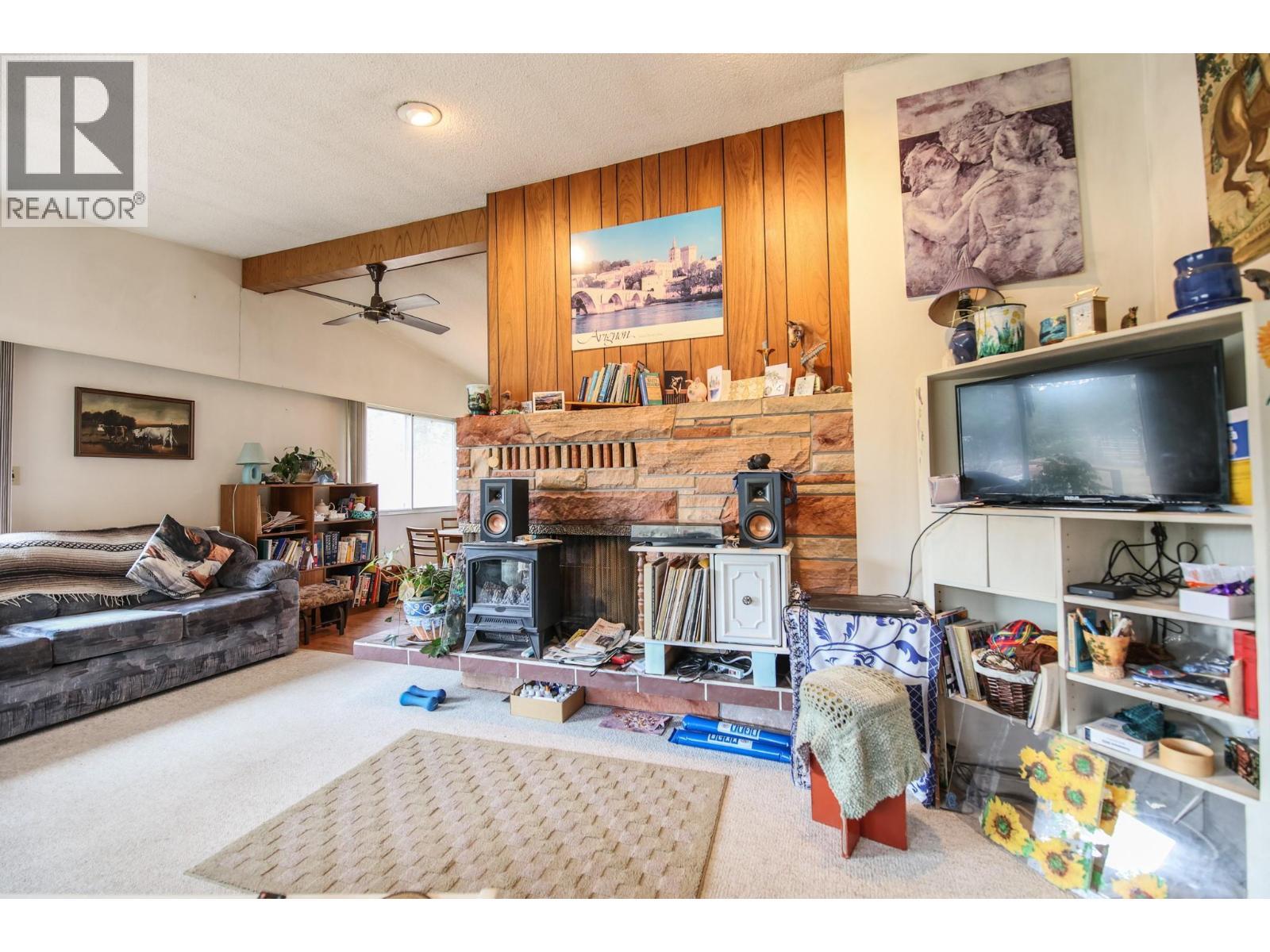 698 Green Lake Road. Oliver, British Columbia