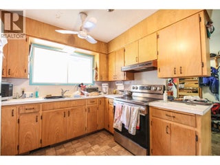 698 Green Lake Road. Oliver, British Columbia