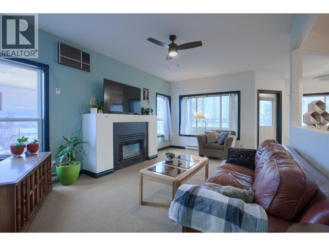 Photo of Listing #10372988