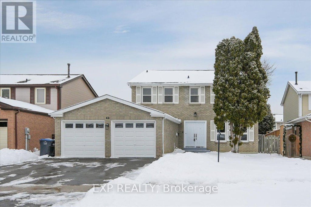 44 Newcastle Crescent, Brampton (westgate)