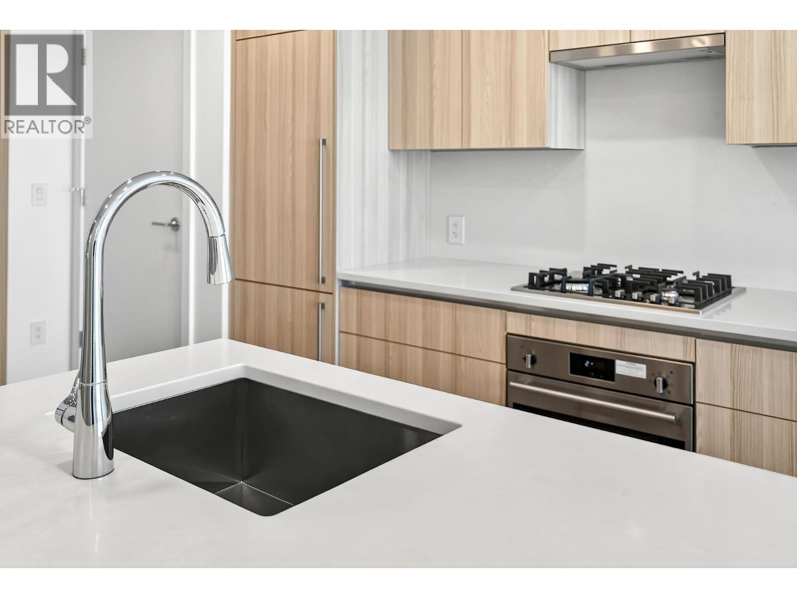 238 Leon Avenue Unit# 1505. Kelowna, British Columbia