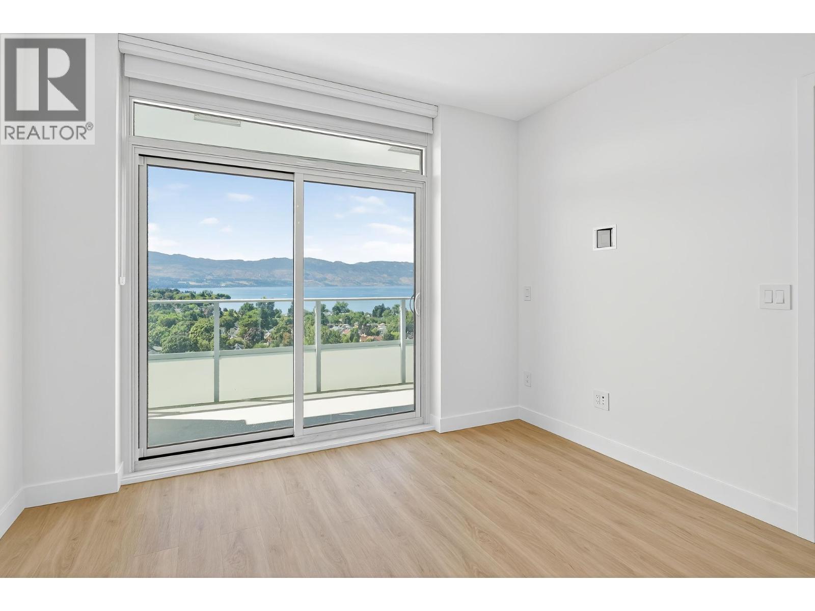 238 Leon Avenue Unit# 1505. Kelowna, British Columbia