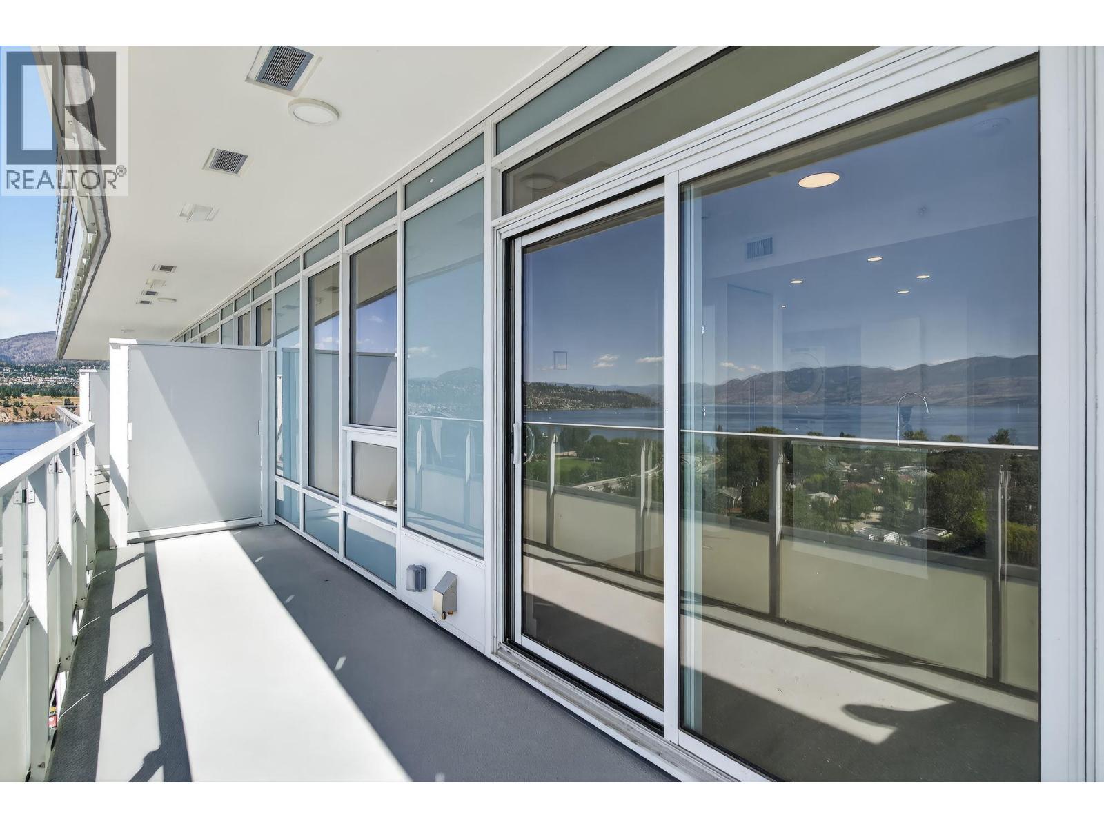 238 Leon Avenue Unit# 1505. Kelowna, British Columbia