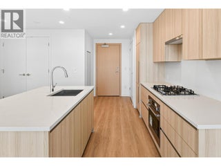 238 Leon Avenue Unit# 1505. Kelowna, British Columbia