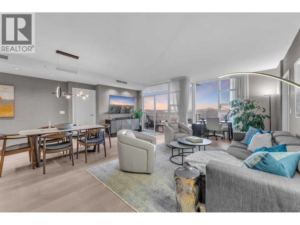 5205 1289 Hornby Street, Vancouver