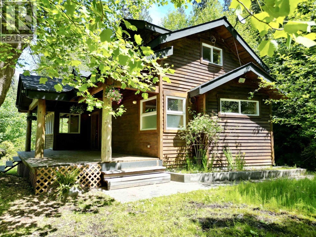 722 West Bay Road, Gambier Island